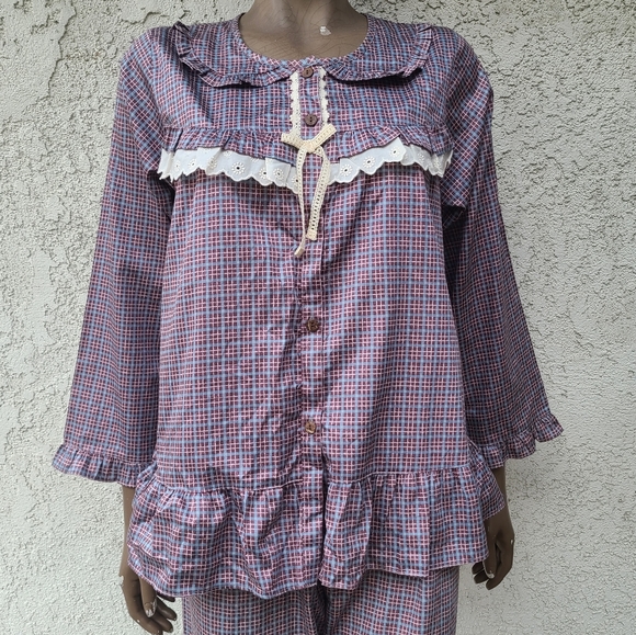 Checkered Pajama Pants and Top Set - Picture 3 of 8